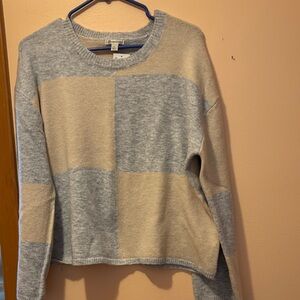 Versona Gray and Tan Colorblock Sweater